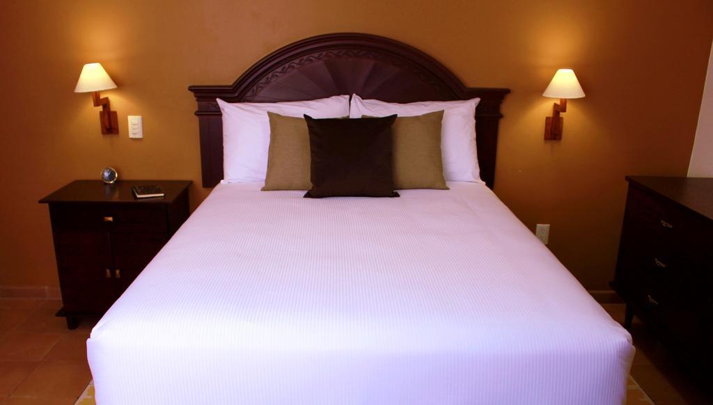 Entre Patios Hotel Boutique Leon Room photo